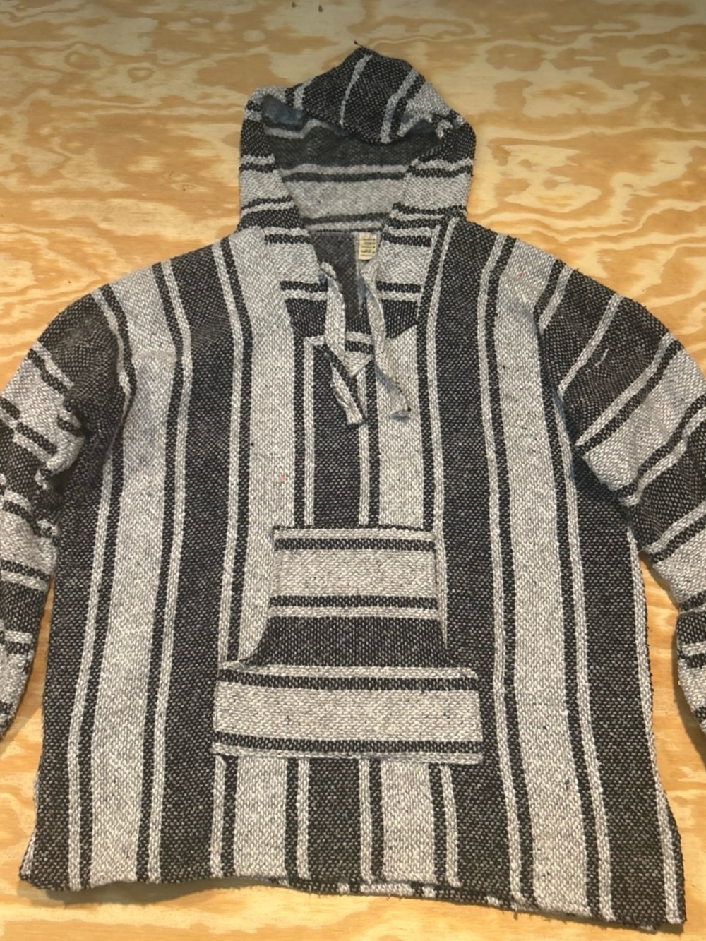 Baha Hooded Pullover Striped - Black & Gray Size L